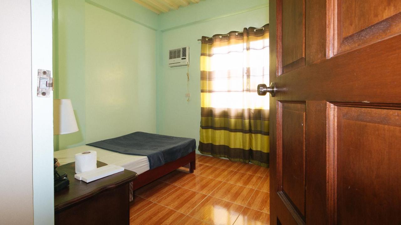 En Gedi Beach Resort By Reddoorz Iba Buitenkant foto